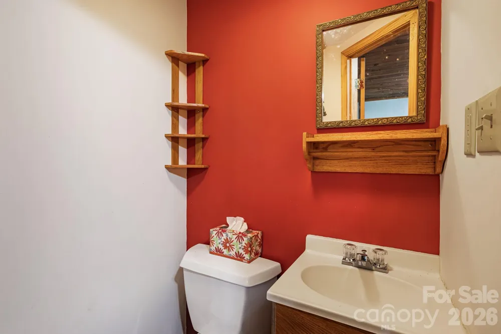 180 Grace Way Green Mountain, NC 28740