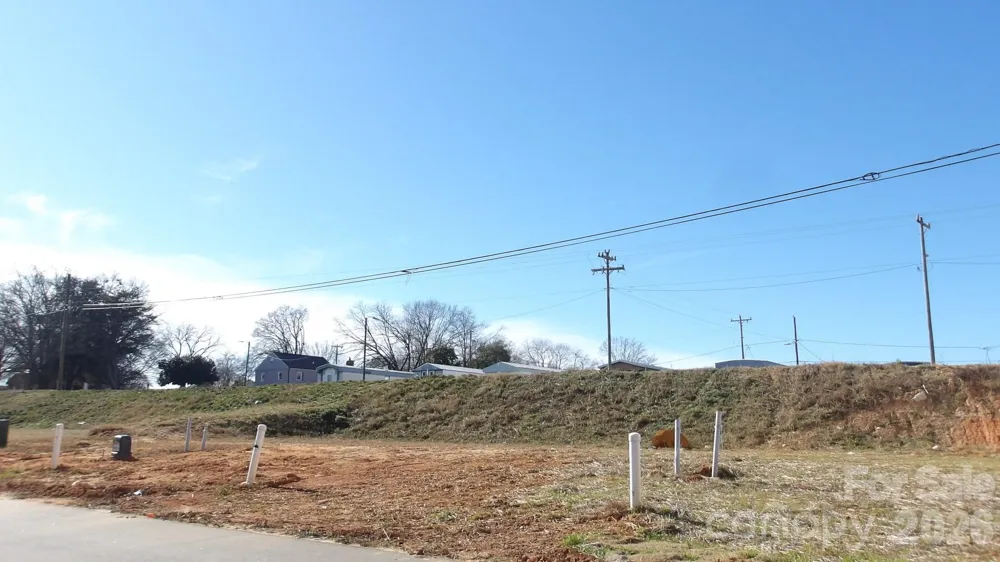 1972 W Davidson Avenue Gastonia, NC 28052