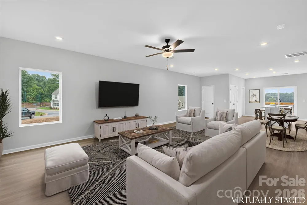 1972 W Davidson Avenue Gastonia, NC 28052