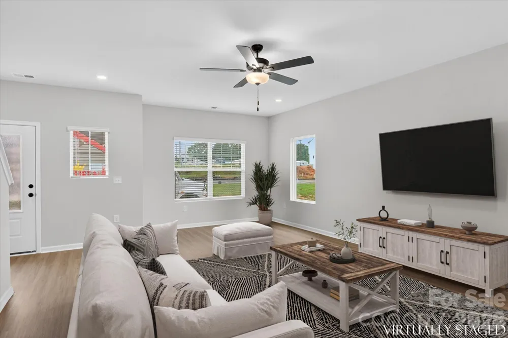 1972 W Davidson Avenue Gastonia, NC 28052