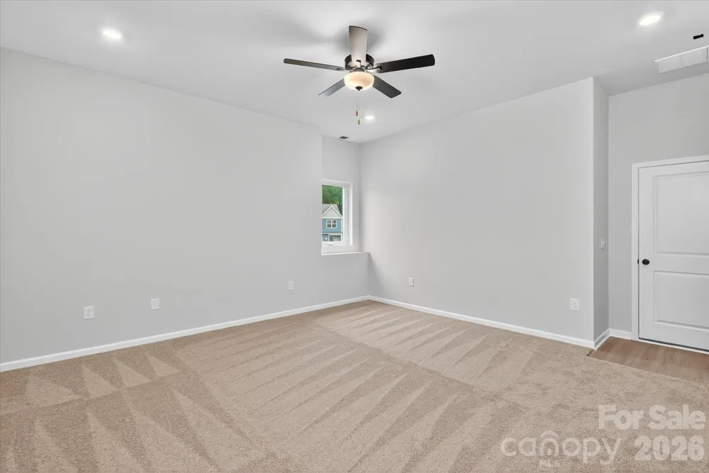 1972 W Davidson Avenue Gastonia, NC 28052