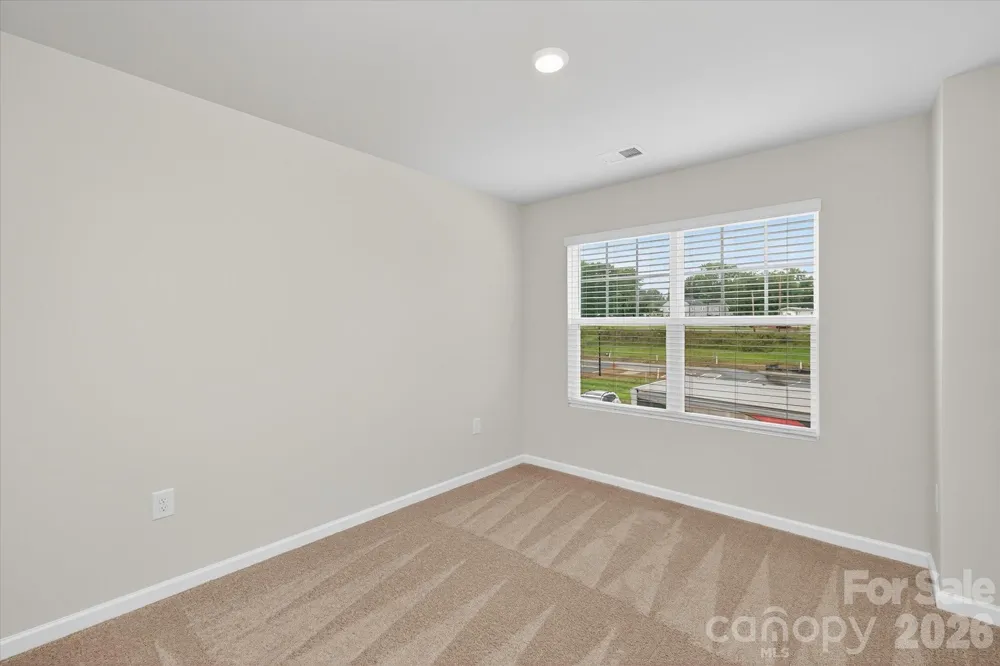 1972 W Davidson Avenue Gastonia, NC 28052