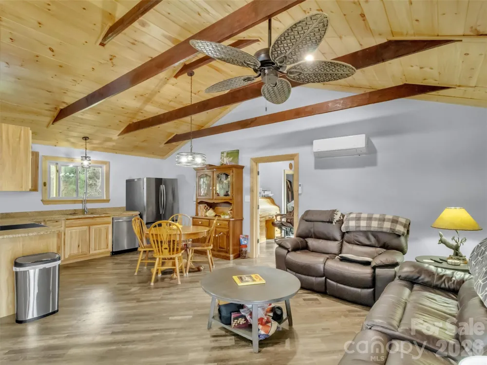 522 River Road Sylva, NC 28779