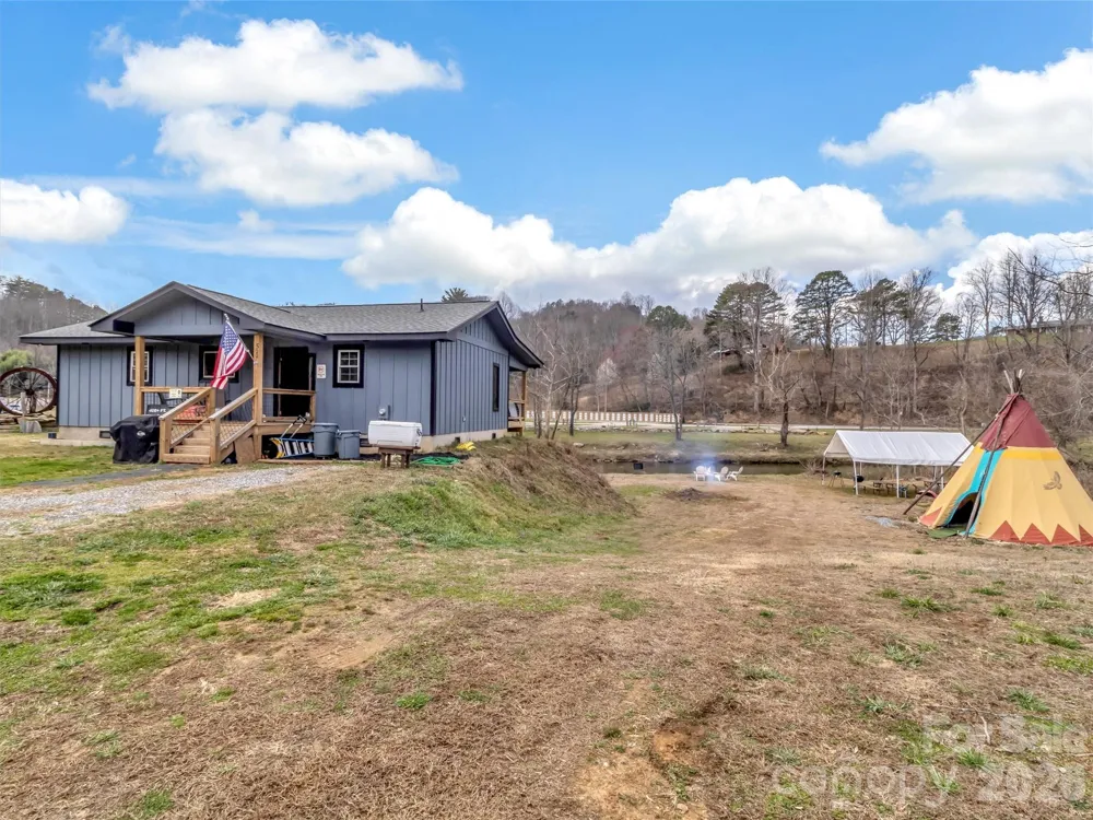 522 River Road Sylva, NC 28779