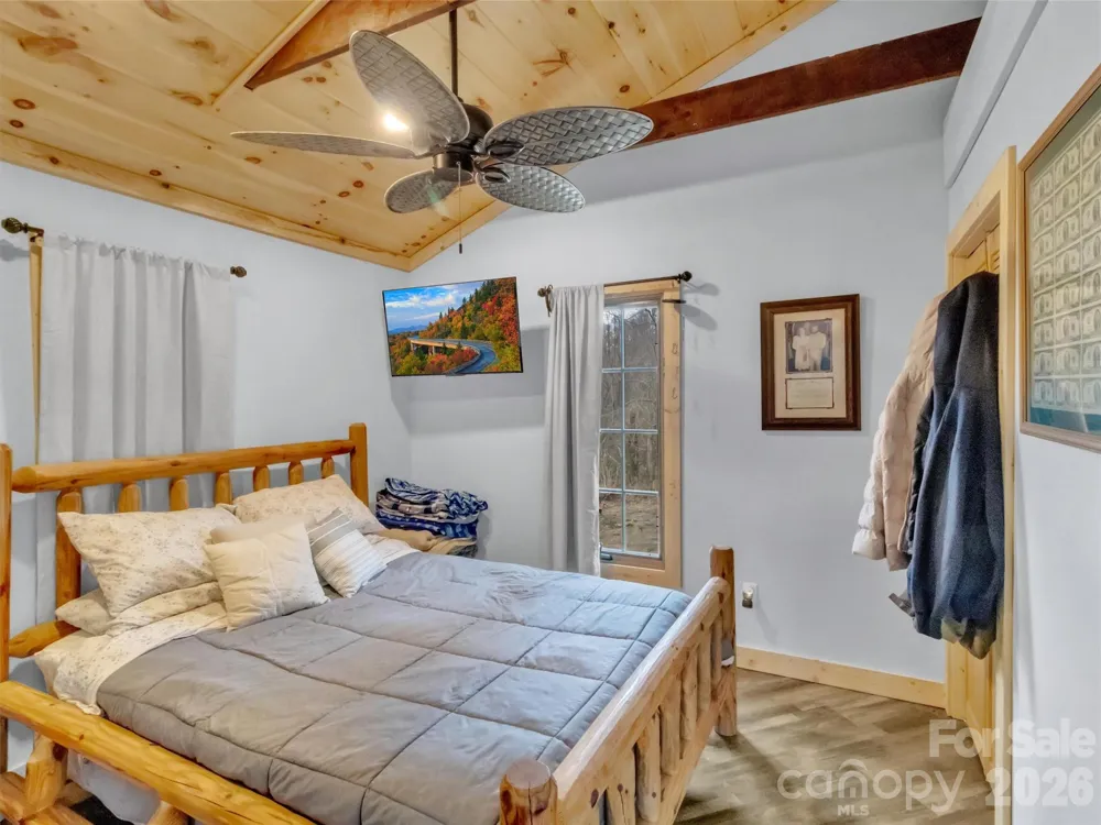 522 River Road Sylva, NC 28779