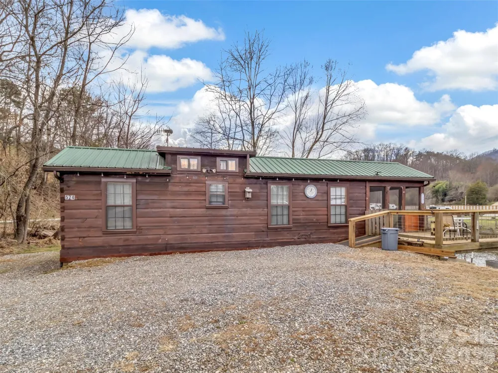 522 River Road Sylva, NC 28779