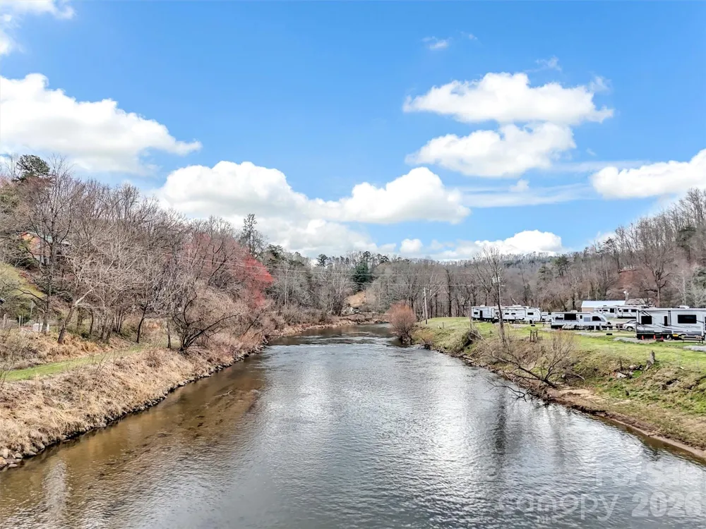 522 River Road Sylva, NC 28779