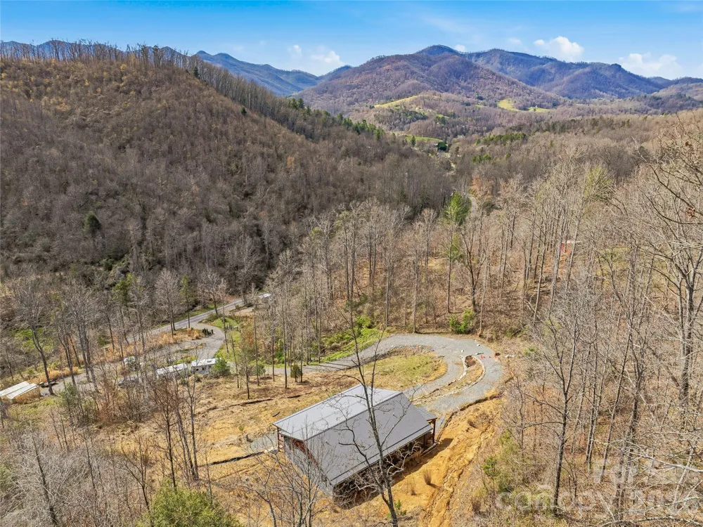 182 Whittemore Branch Road Barnardsville, NC 28709