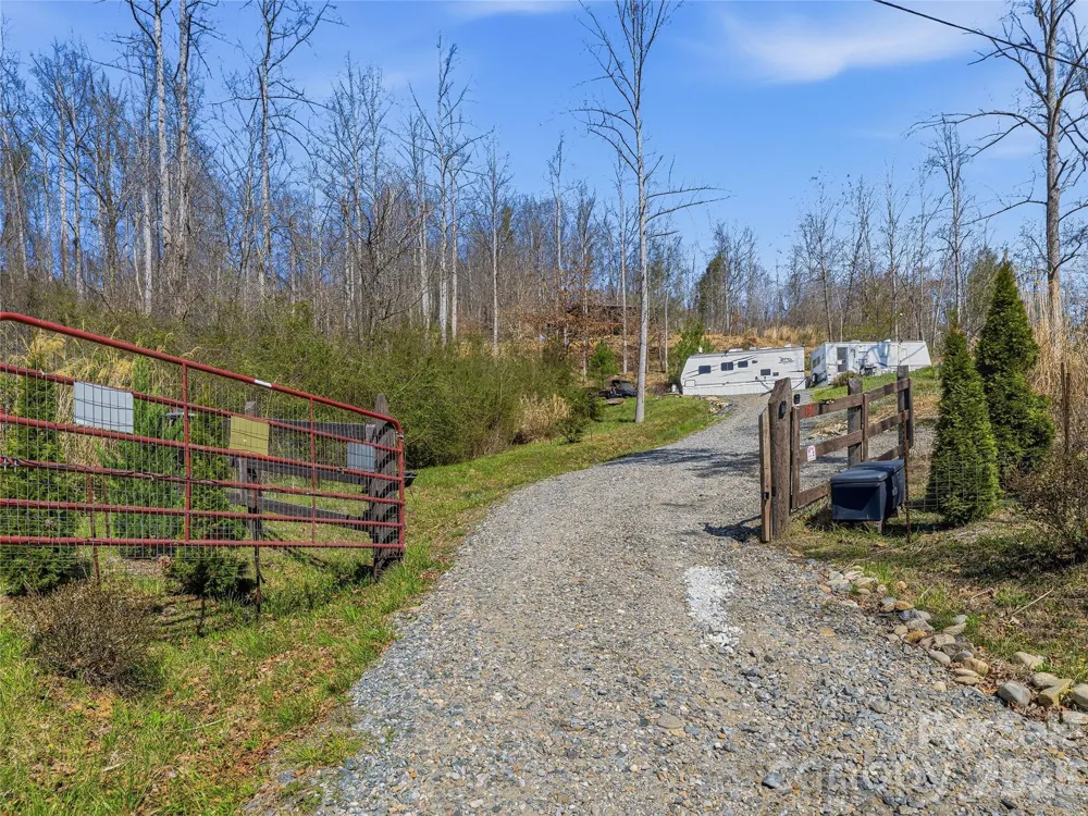 182 Whittemore Branch Road Barnardsville, NC 28709
