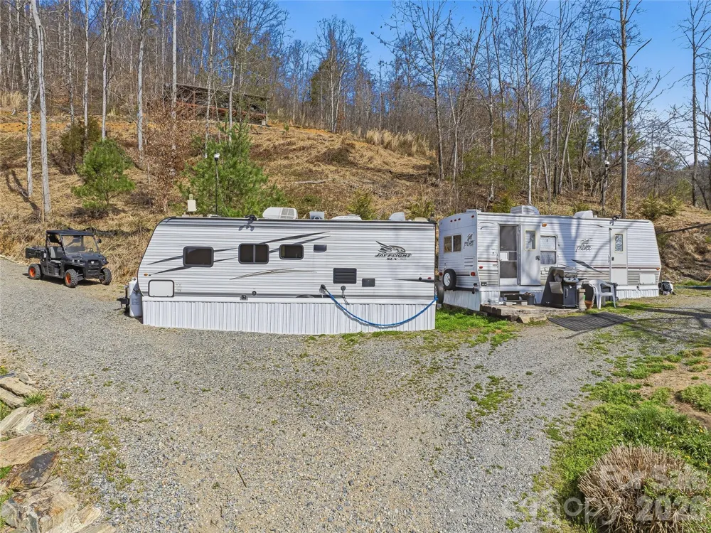 182 Whittemore Branch Road Barnardsville, NC 28709