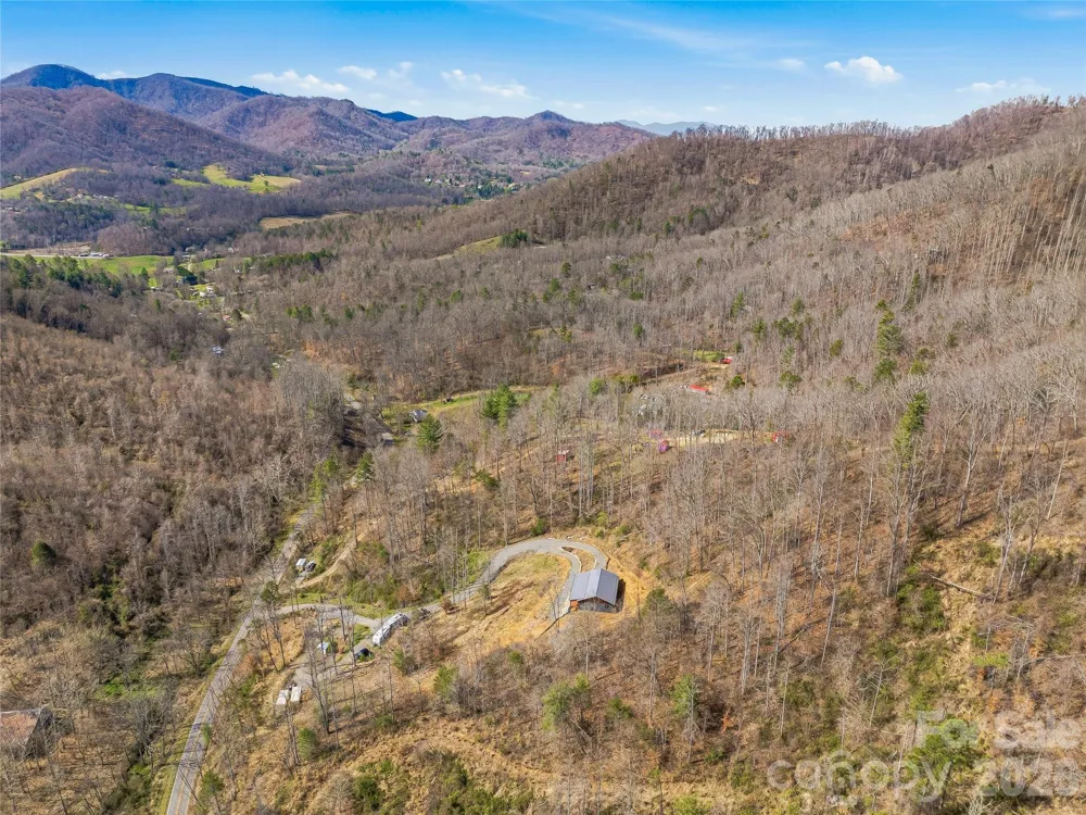 182 Whittemore Branch Road Barnardsville, NC 28709