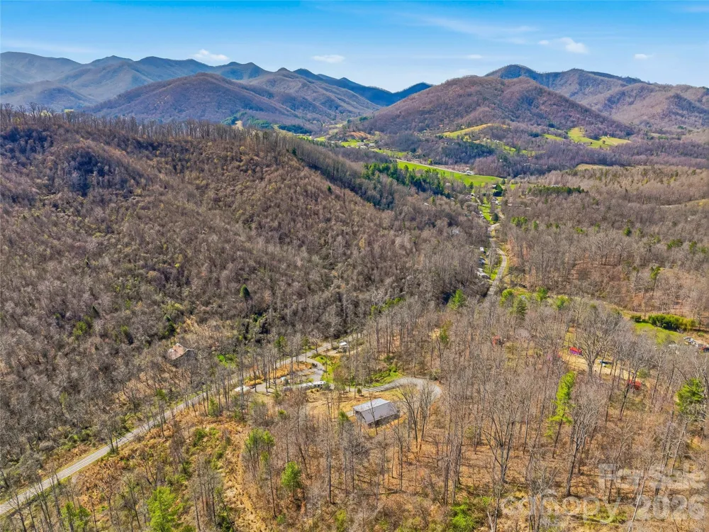 182 Whittemore Branch Road Barnardsville, NC 28709