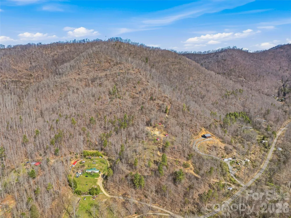 182 Whittemore Branch Road Barnardsville, NC 28709