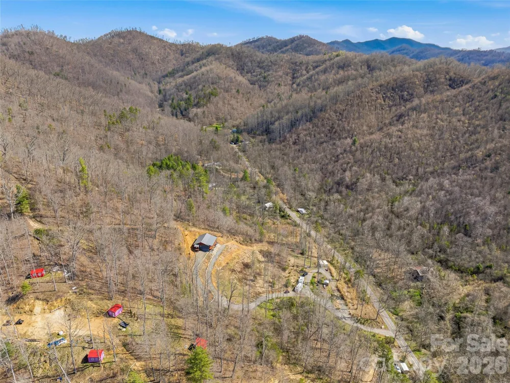 182 Whittemore Branch Road Barnardsville, NC 28709