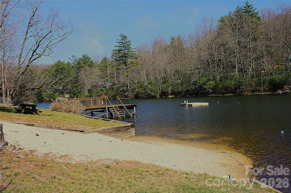 0000 Slick Rock Road Brevard, NC 28712