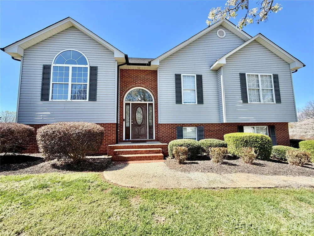 15 Luther Stafford Avenue Taylorsville, NC 28681