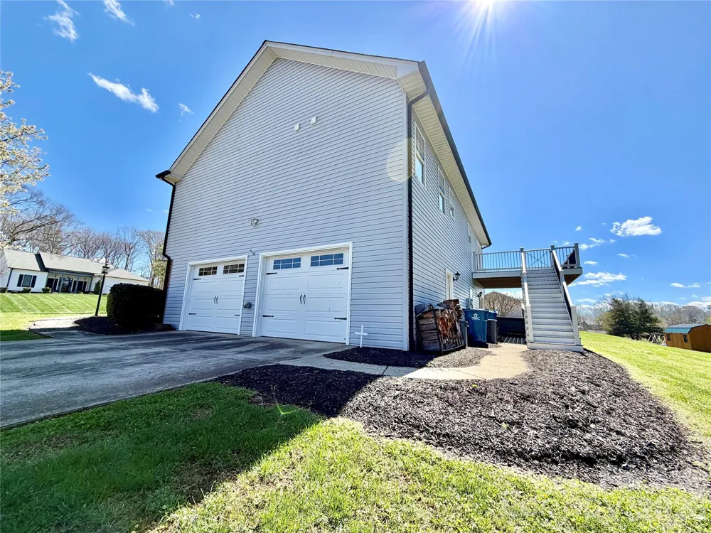 15 Luther Stafford Avenue Taylorsville, NC 28681