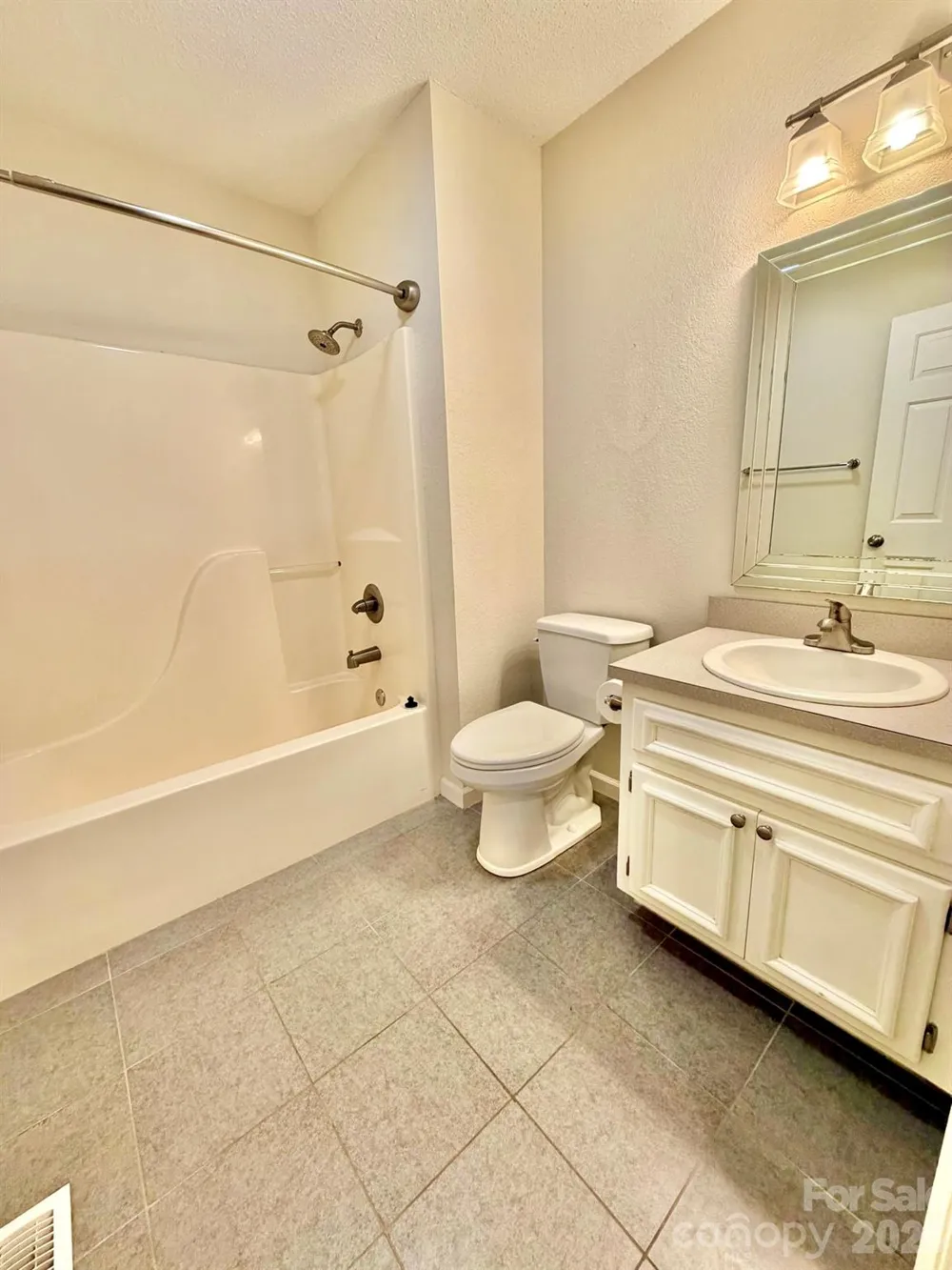 15 Luther Stafford Avenue Taylorsville, NC 28681