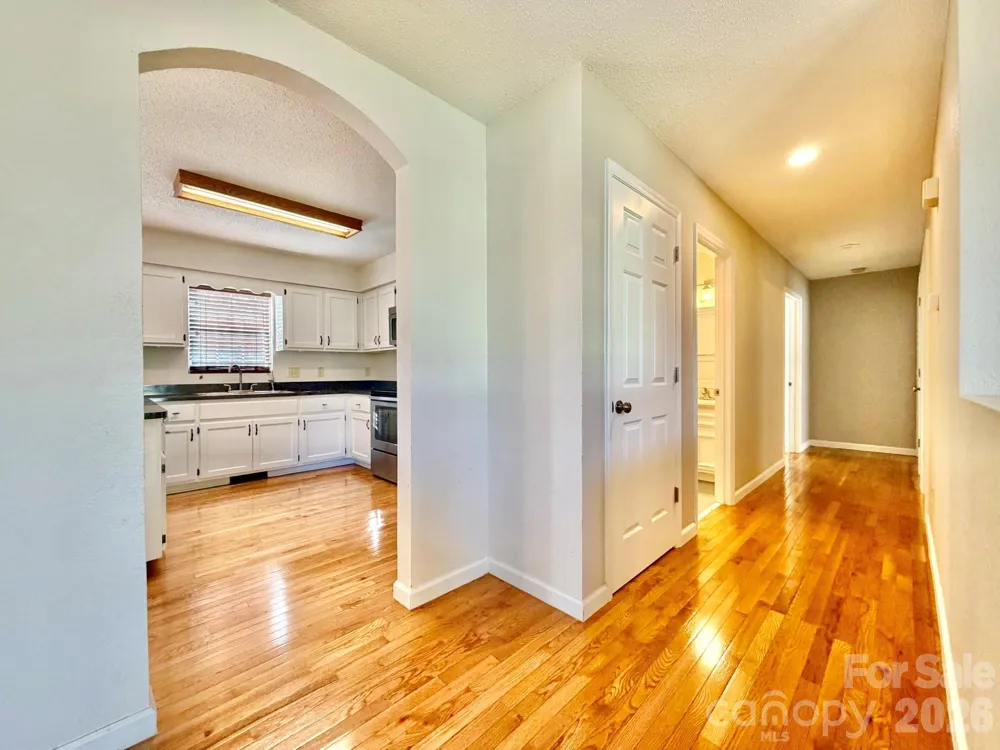 15 Luther Stafford Avenue Taylorsville, NC 28681