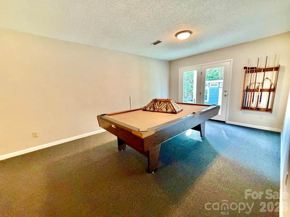 15 Luther Stafford Avenue Taylorsville, NC 28681