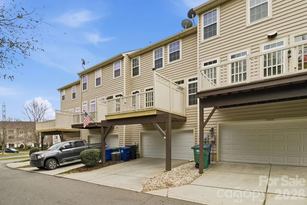 19105 Chandlers Landing Drive Cornelius, NC 28031