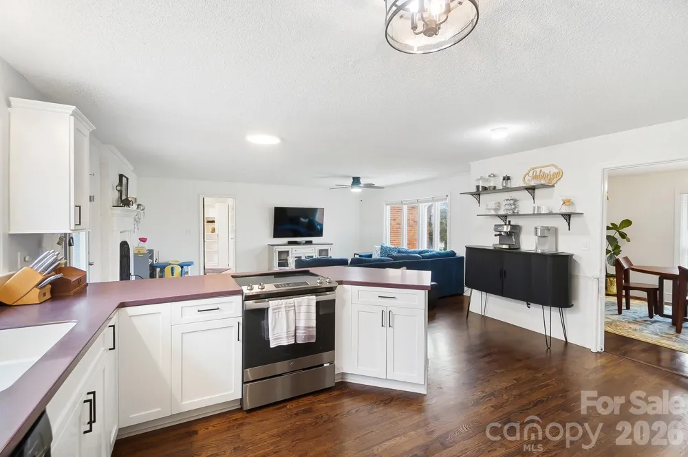 5637 Lebanon Road Mint Hill, NC 28227
