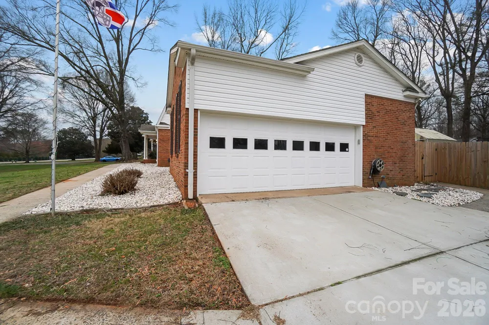 5637 Lebanon Road Mint Hill, NC 28227