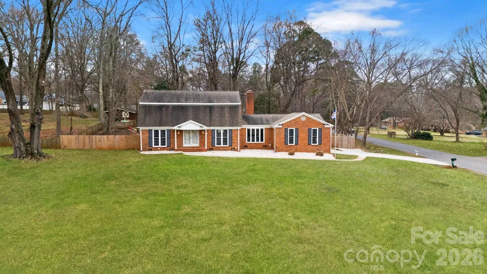 5637 Lebanon Road Mint Hill, NC 28227