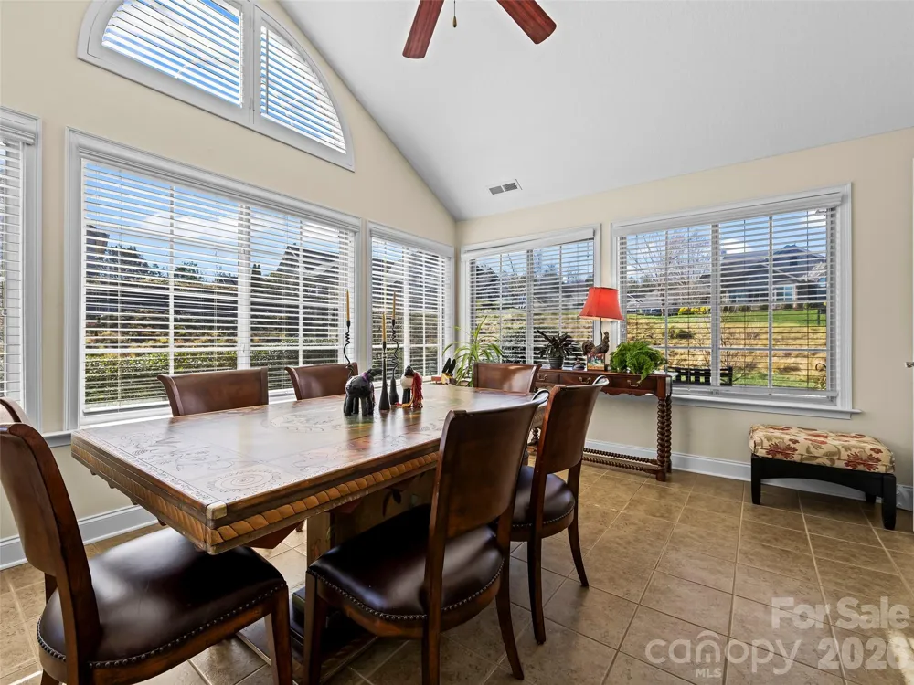 81 Outlook Circle Swannanoa, NC 28778