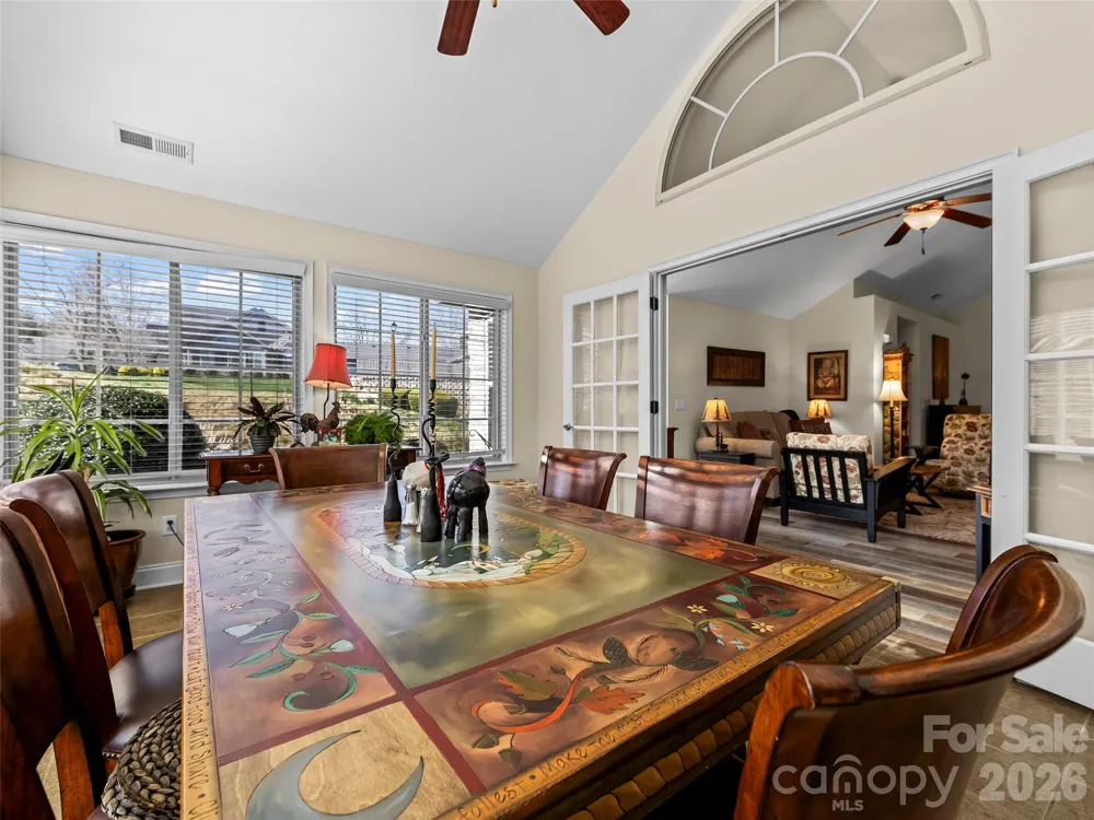 81 Outlook Circle Swannanoa, NC 28778