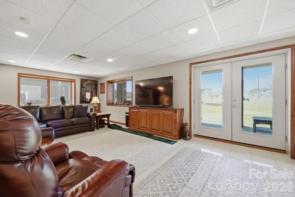 233 Lake View Place #D1 Jefferson, NC 28640