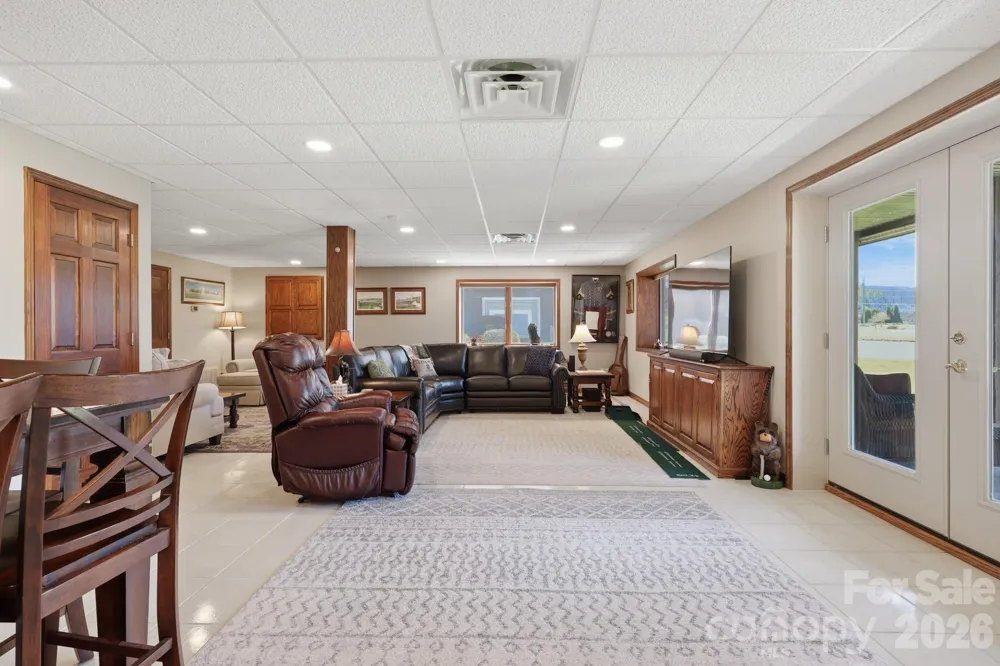 233 Lake View Place #D1 Jefferson, NC 28640