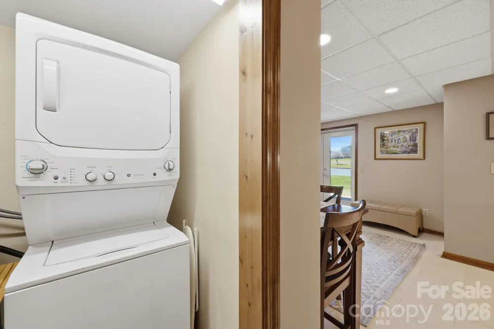 233 Lake View Place #D1 Jefferson, NC 28640