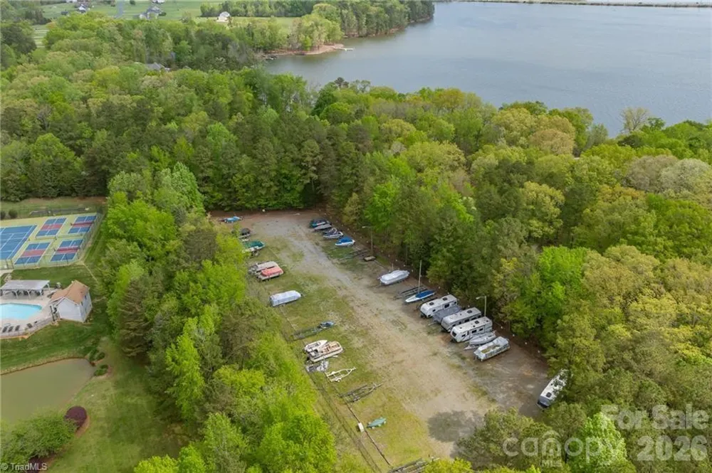 162 Houstons Hideaway Lexington, NC 27292