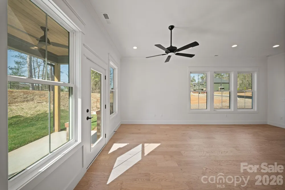 128 Collin Place #35 Asheville, NC 28804