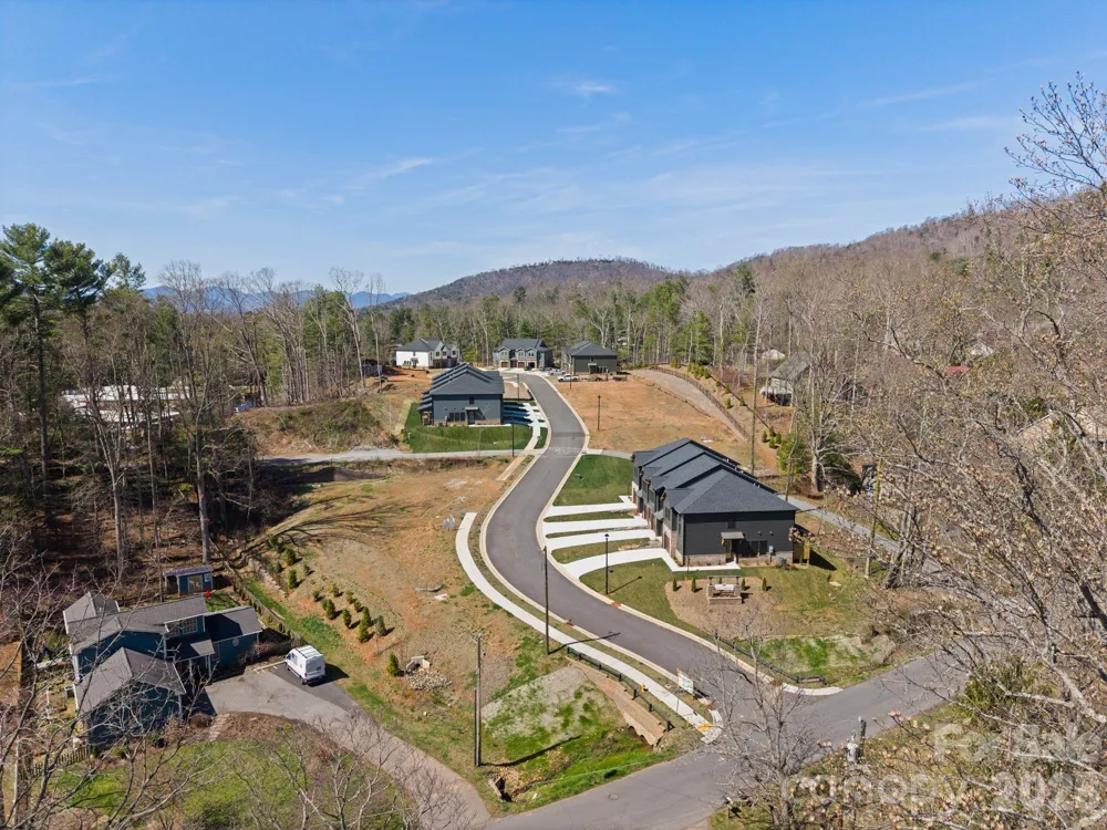 128 Collin Place #35 Asheville, NC 28804