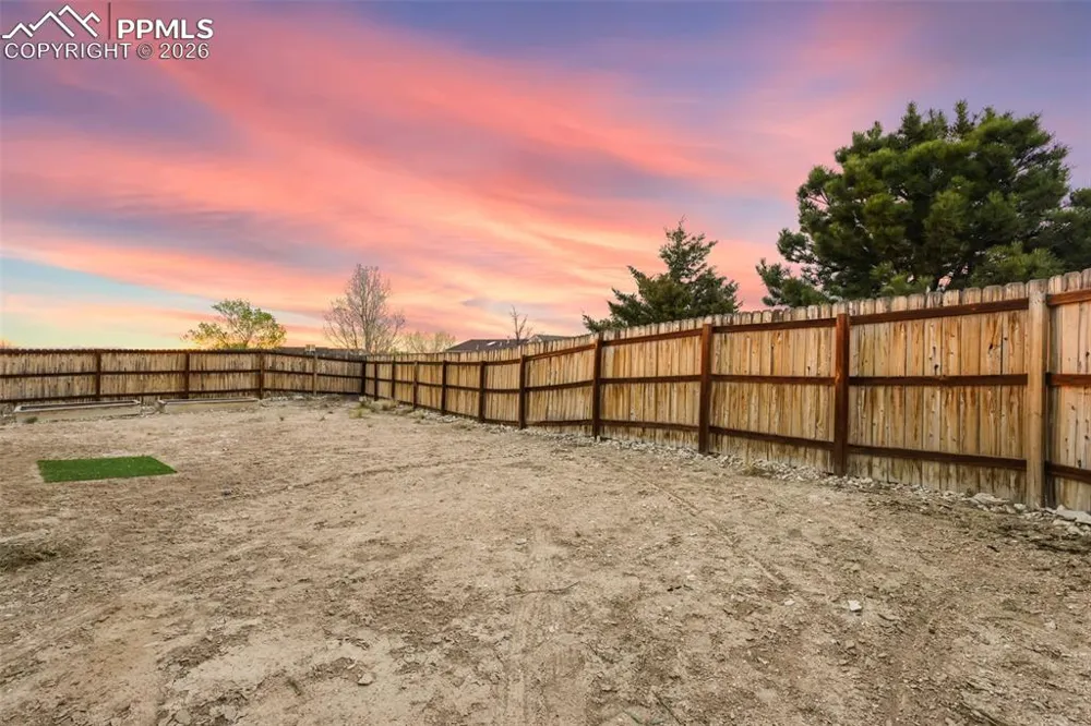 171 W Legend Drive Pueblo West, CO 81007