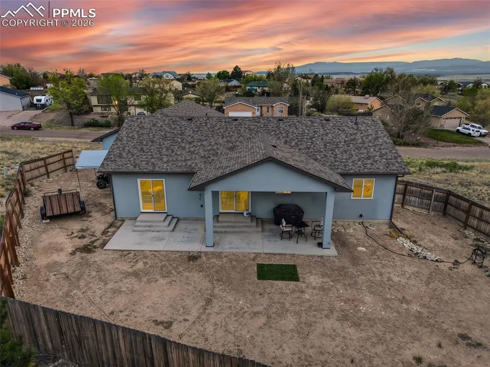 171 W Legend Drive Pueblo West, CO 81007