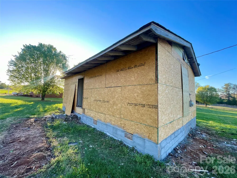 119 Z A Hunter Road Bessemer City, NC 28016