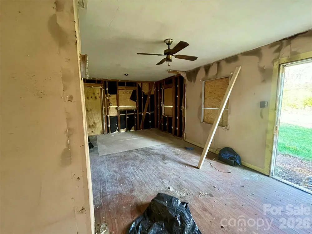 119 Z A Hunter Road Bessemer City, NC 28016