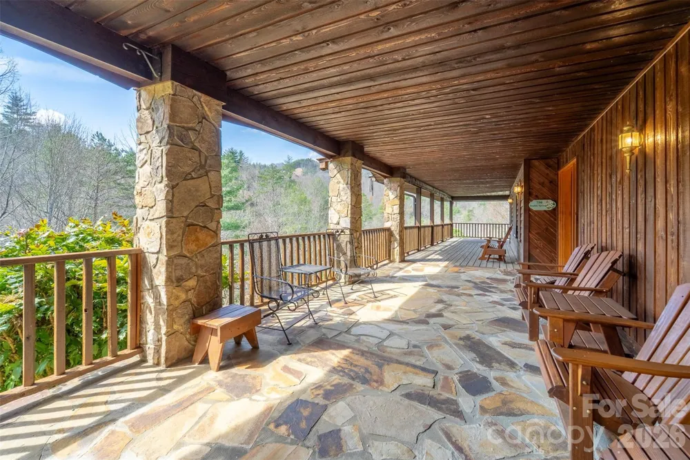 750 Double Springs Drive Almond, NC 28702