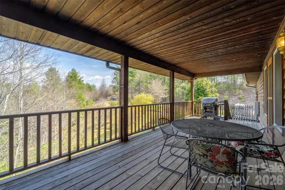 750 Double Springs Drive Almond, NC 28702
