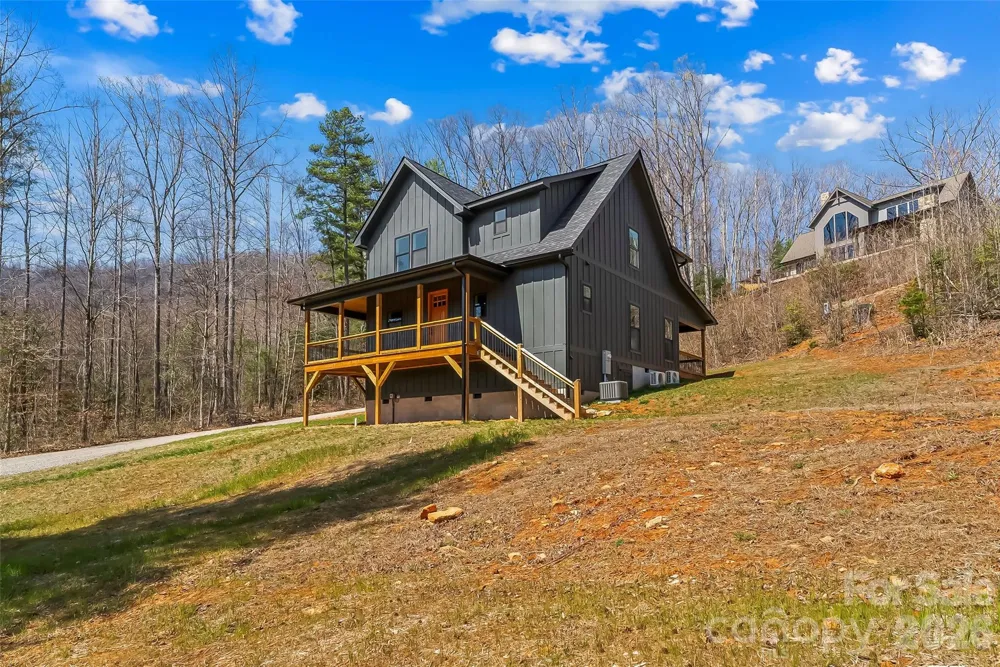 189 Clinchfield Gap Road Marion, NC 28752