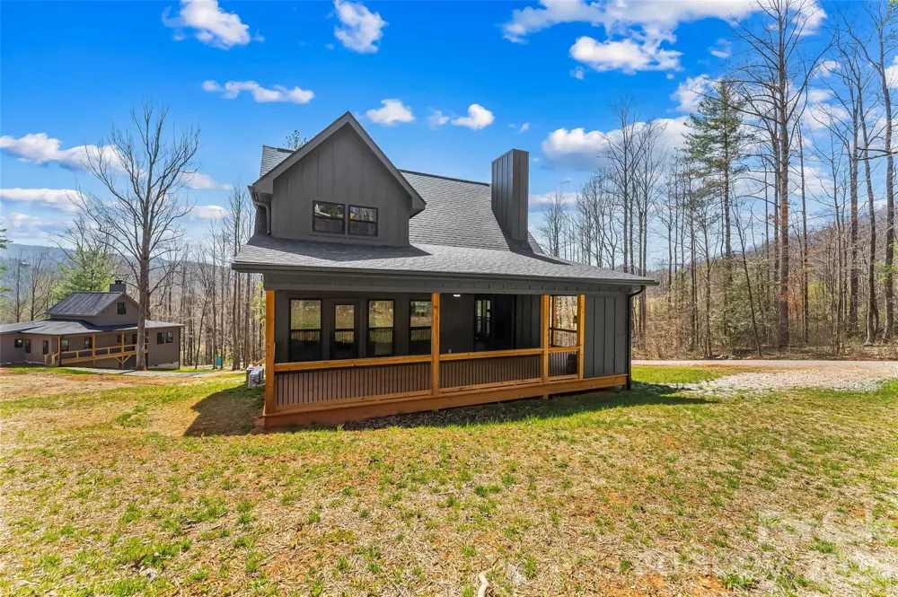 189 Clinchfield Gap Road Marion, NC 28752