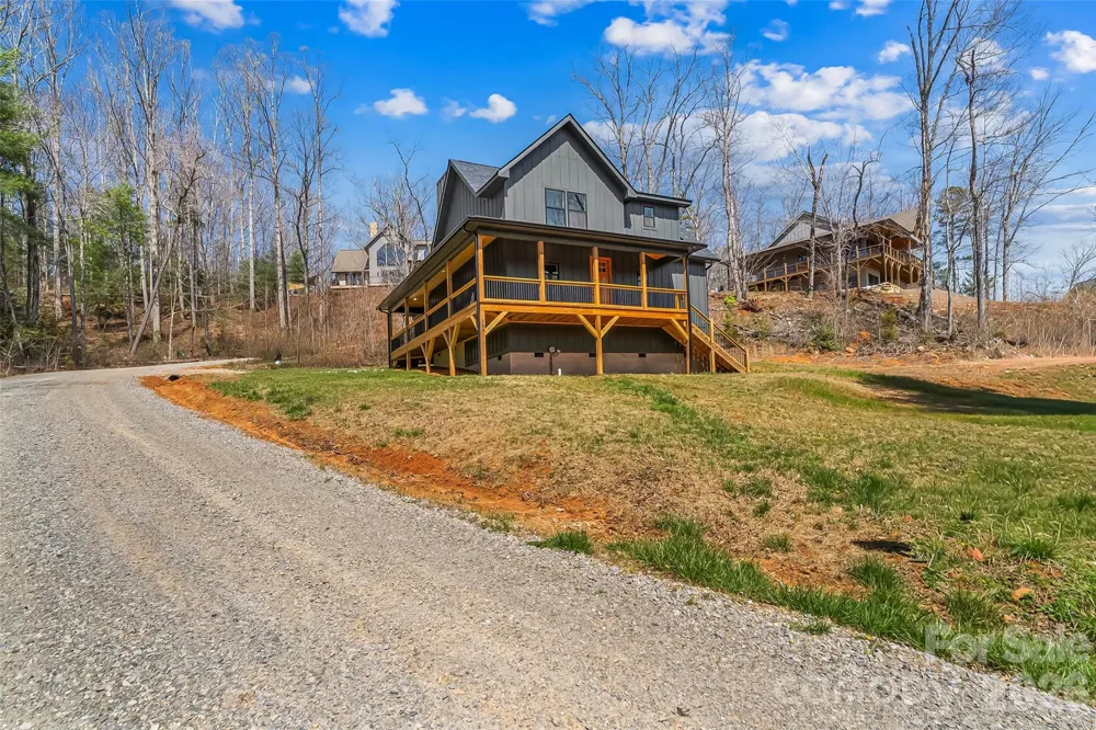 189 Clinchfield Gap Road Marion, NC 28752