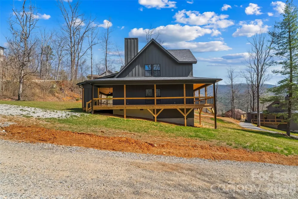 189 Clinchfield Gap Road Marion, NC 28752
