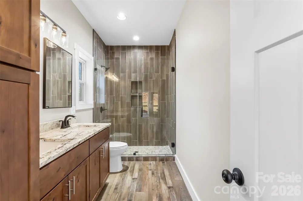 189 Clinchfield Gap Road Marion, NC 28752