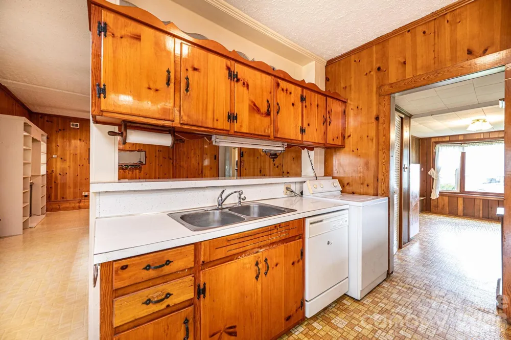 335 Harmon Street Forest City, NC 28043