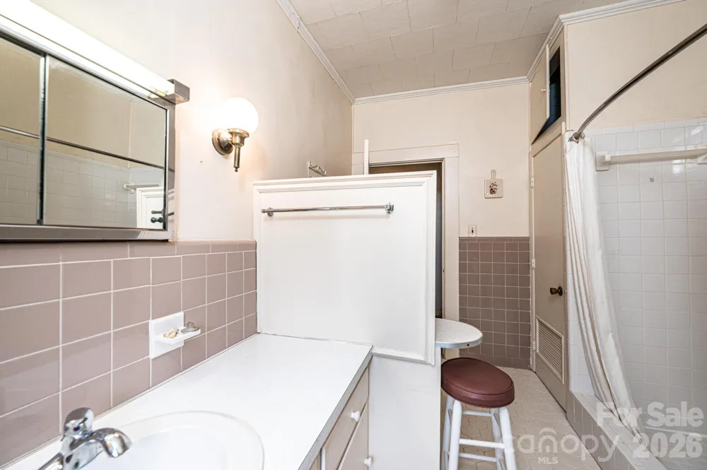 335 Harmon Street Forest City, NC 28043