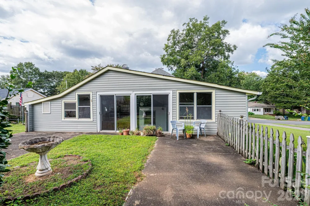 335 Harmon Street Forest City, NC 28043